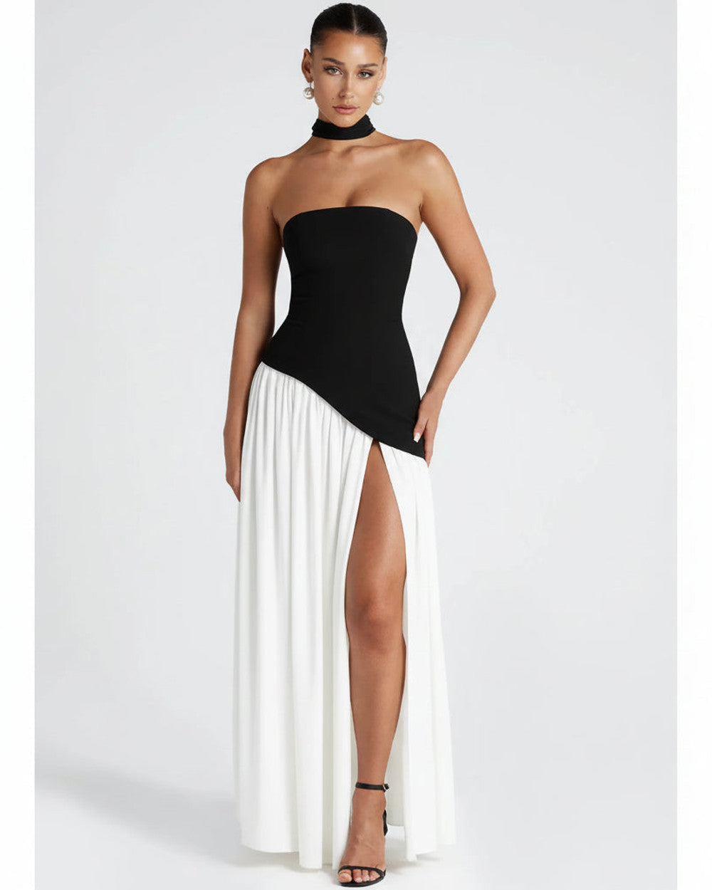 Alina Langes Korsett Abendkleid Schlitz
