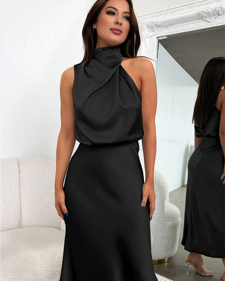 Lena Langes Abendkleid Neckholder Satin