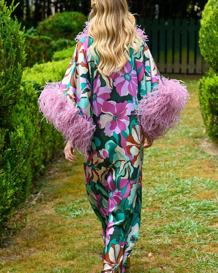 Lena Langes Maxikleid Federärmel Satin
