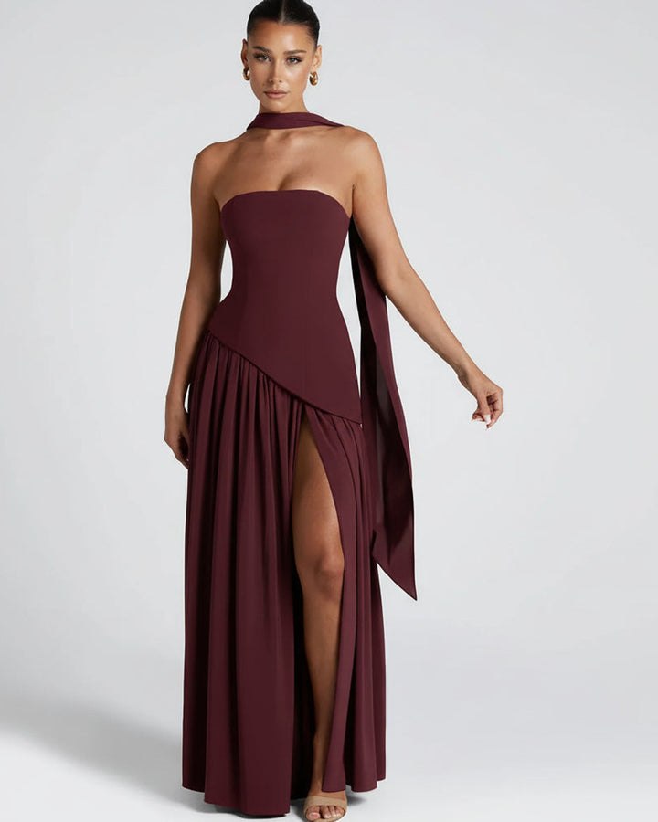 Alina Langes Korsett Abendkleid Schlitz