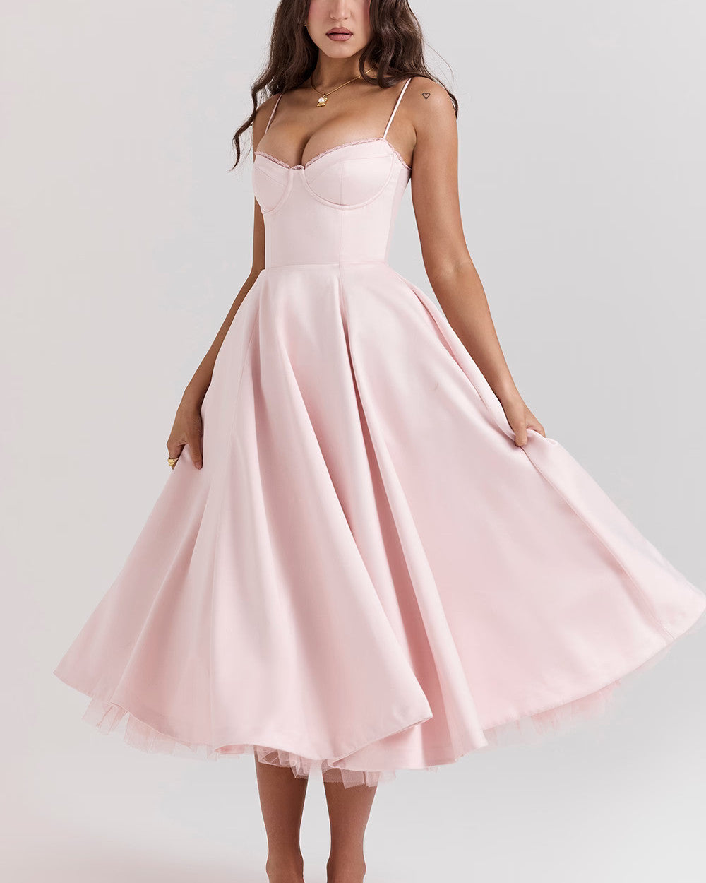 Sophia Elegantes Schlankmachendes Kleid