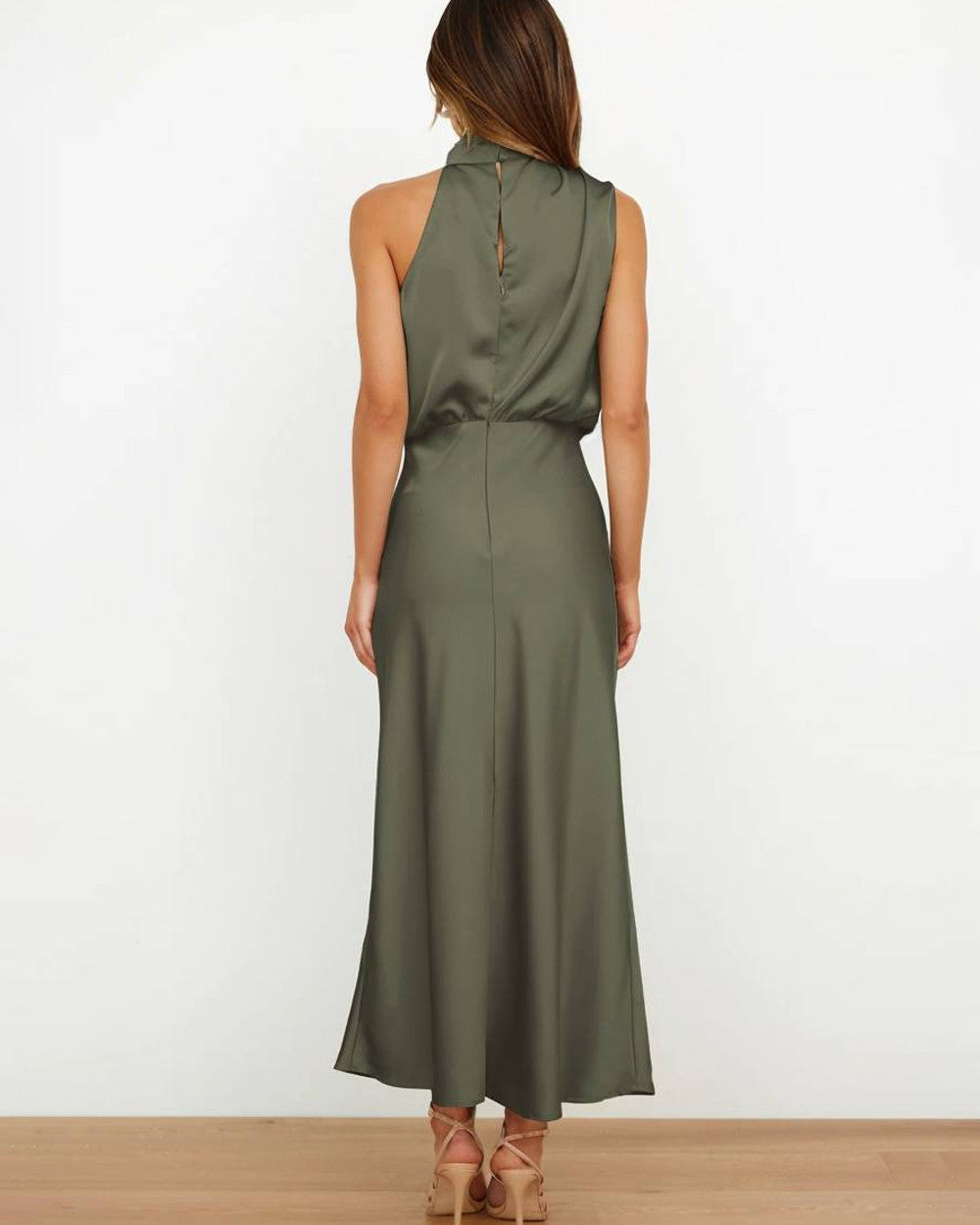 Lena Langes Abendkleid Neckholder Satin
