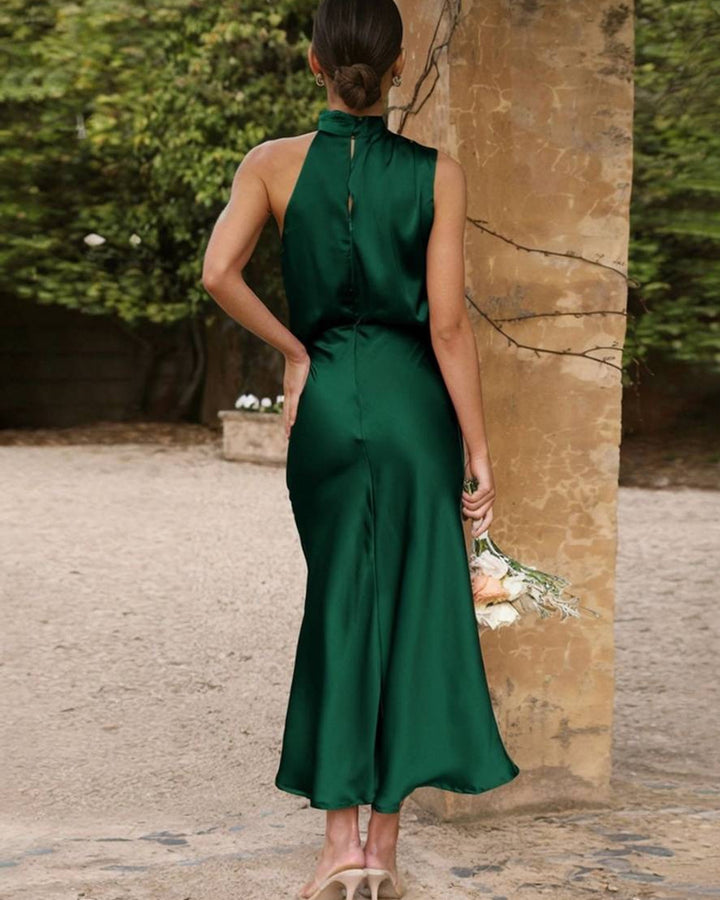 Lena Langes Abendkleid Neckholder Satin