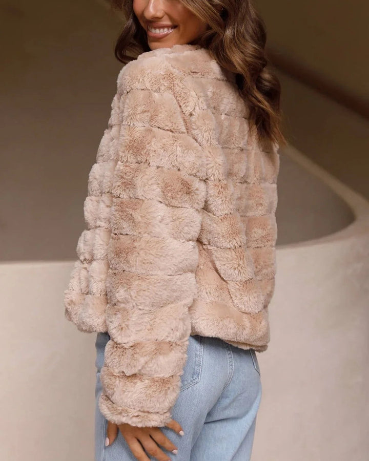 Lena Kunstfell Jacke Kurzmantel
