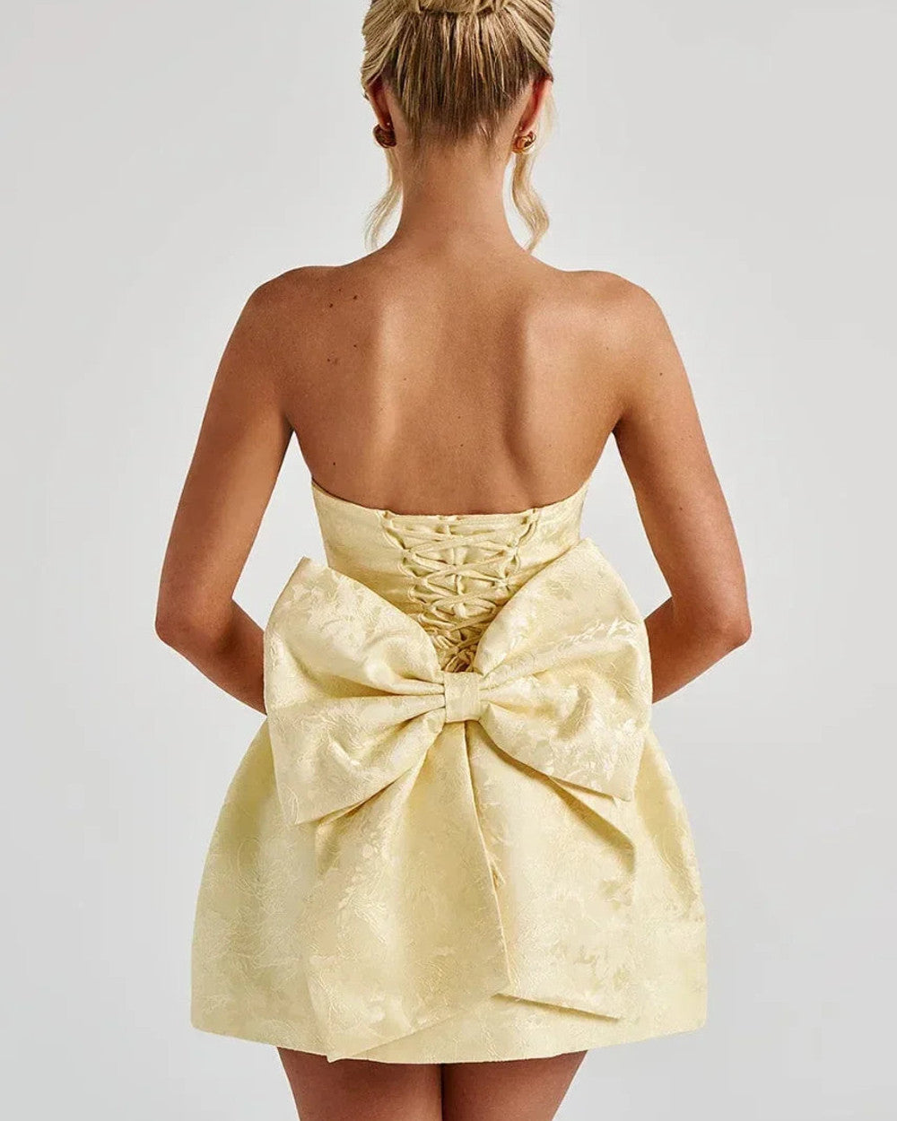 Alina Trägerloses Jacquardkleid Damen