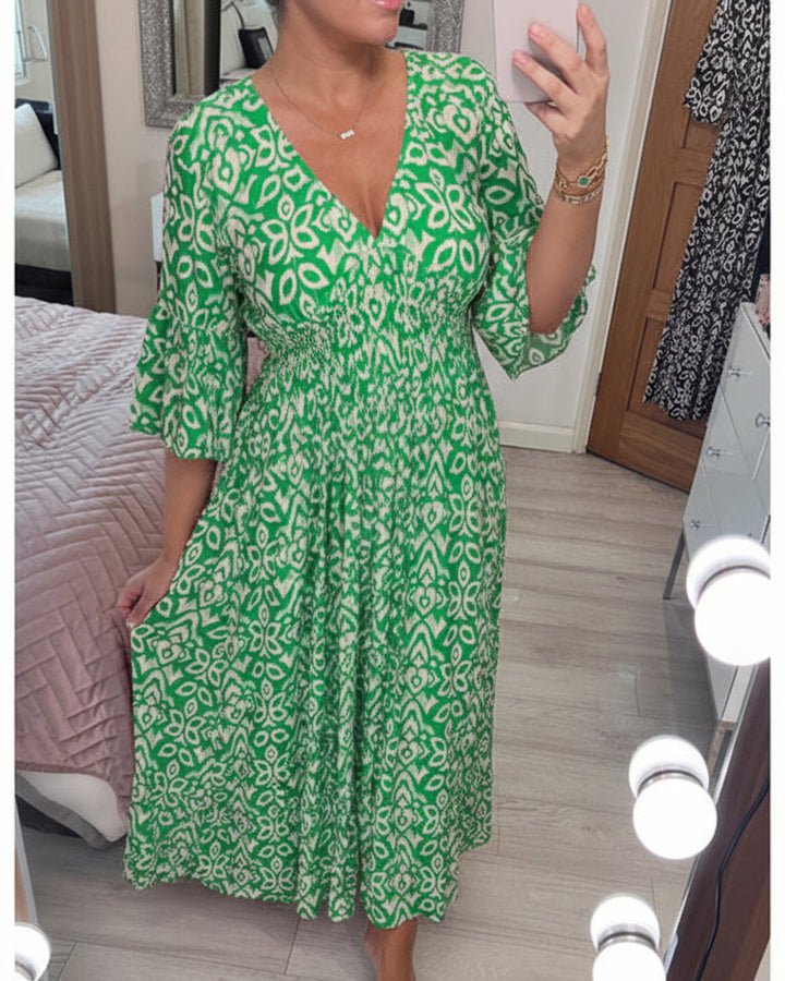 Lena Zwanglos Ausschnitt Sommerkleid