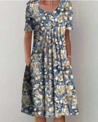 Hellblau mit Blumenmuster