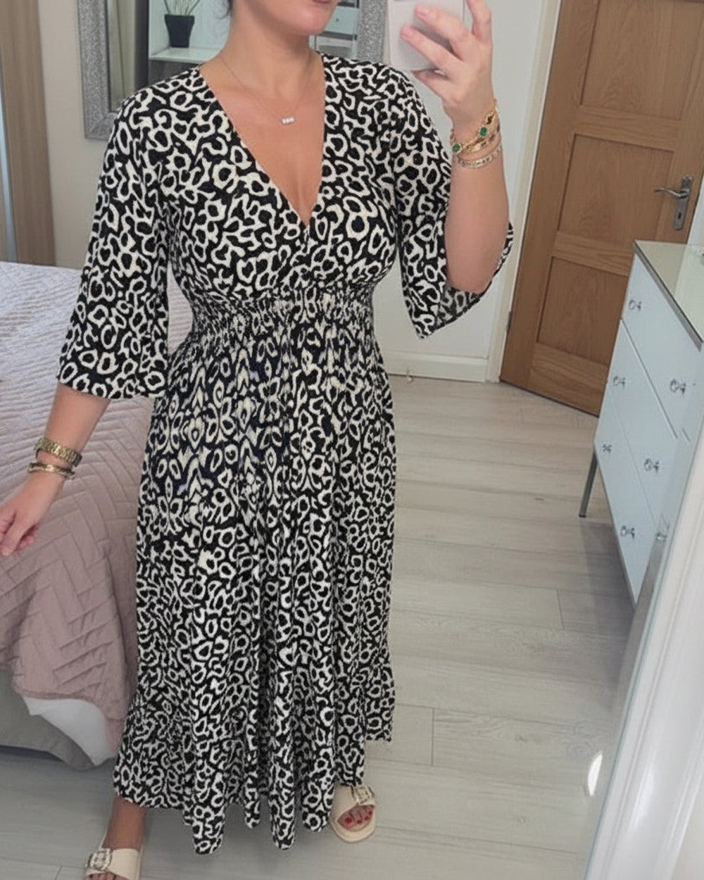 Lena Zwanglos Ausschnitt Sommerkleid