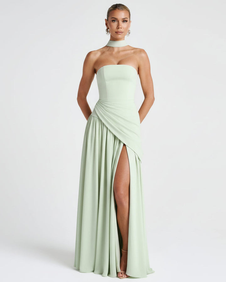 Alina Langes Korsett Abendkleid Schlitz