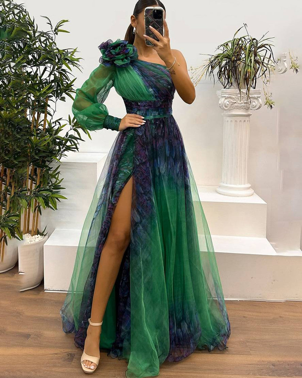Lena Langes Abendkleid Blumenmuster Tüll