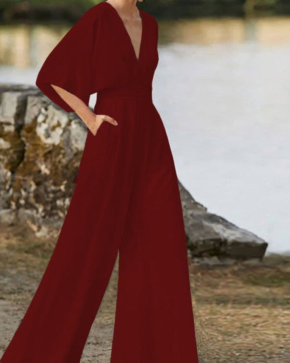 Lena Eleganter V-Ausschnitt Einteiler